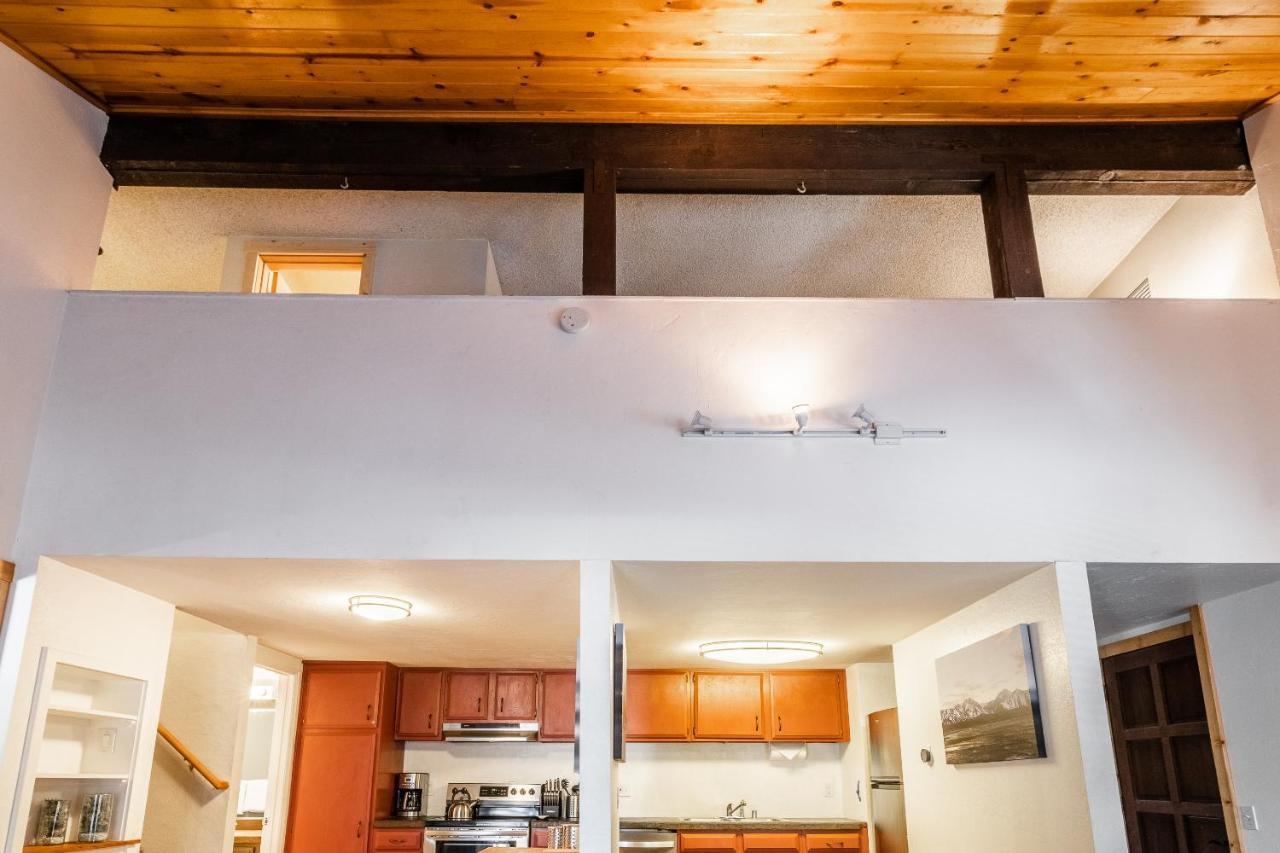 La Iv: Cozy Loft With Shuttle Access Mammoth Lakes